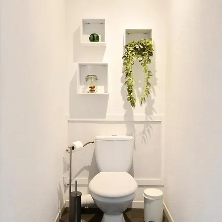 Apartment Le Petit Nid De Max Et Sophie 1free Garage